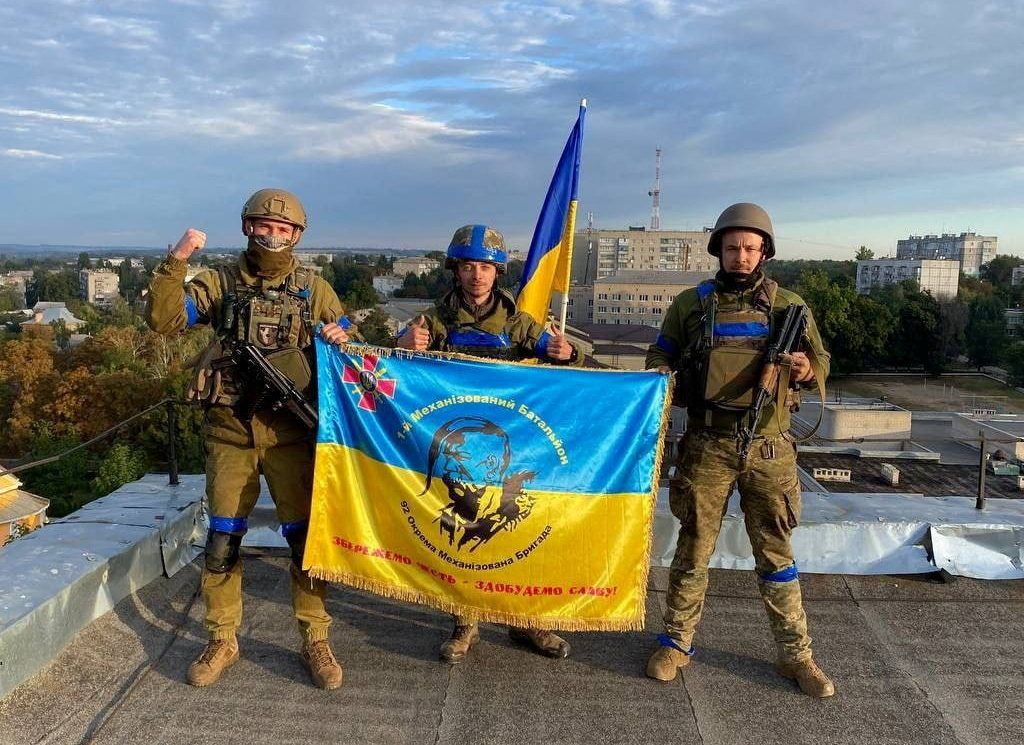 Russian Forces Seize Key Settlement in Donetsk as Casualties Mount for Ukrainian Troops