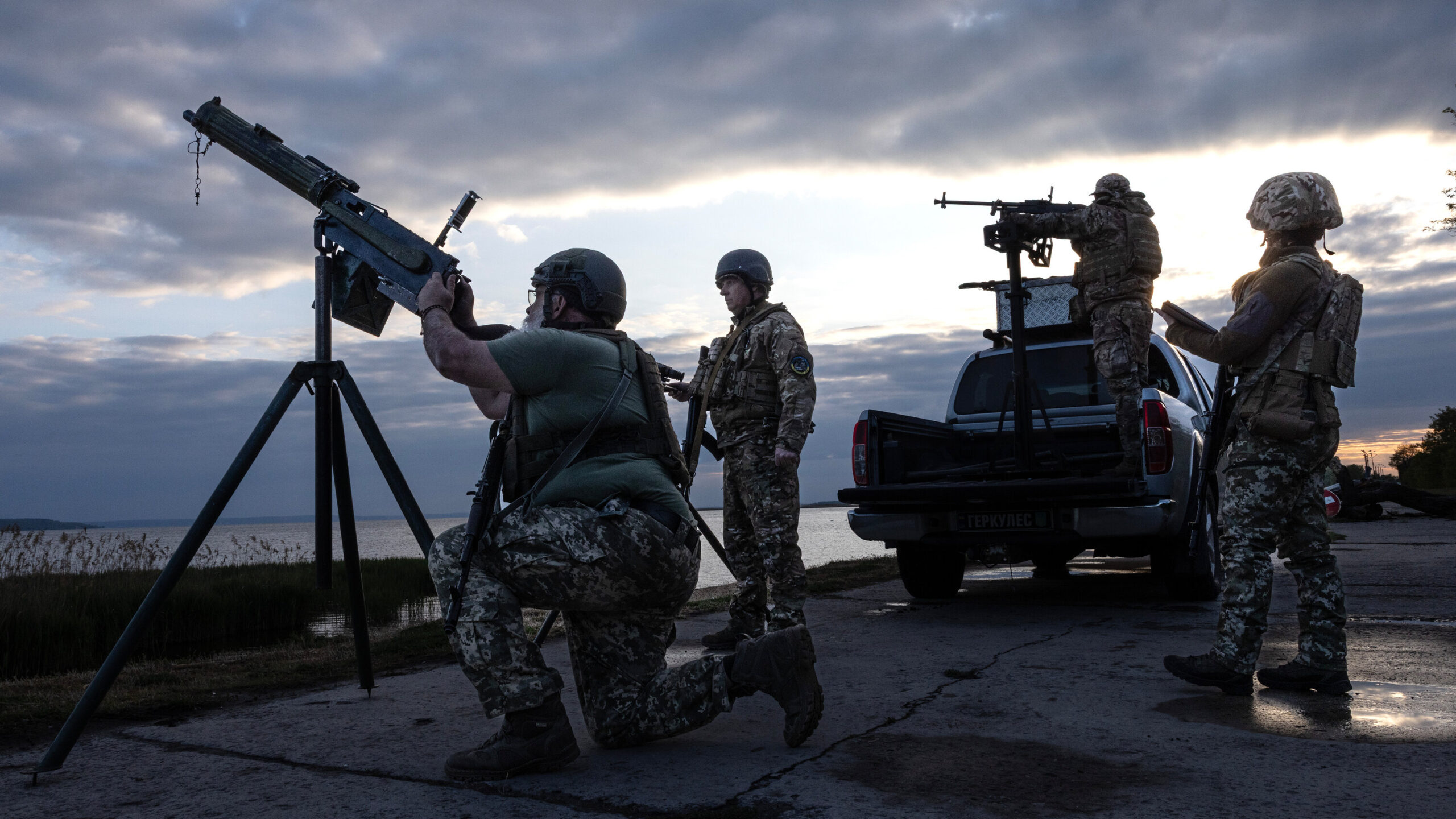 Trump Refuses Full Weapon Supply to Ukraine, Citing National Interests