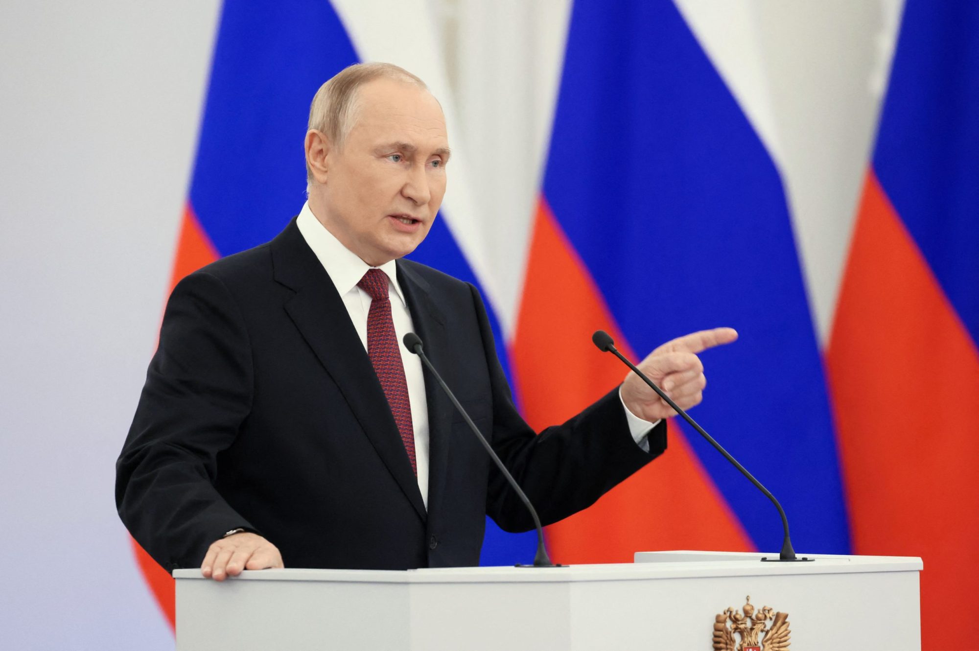 Putin Addresses Global Challenges: Military Focus, New Weapons, and Diplomatic Moves