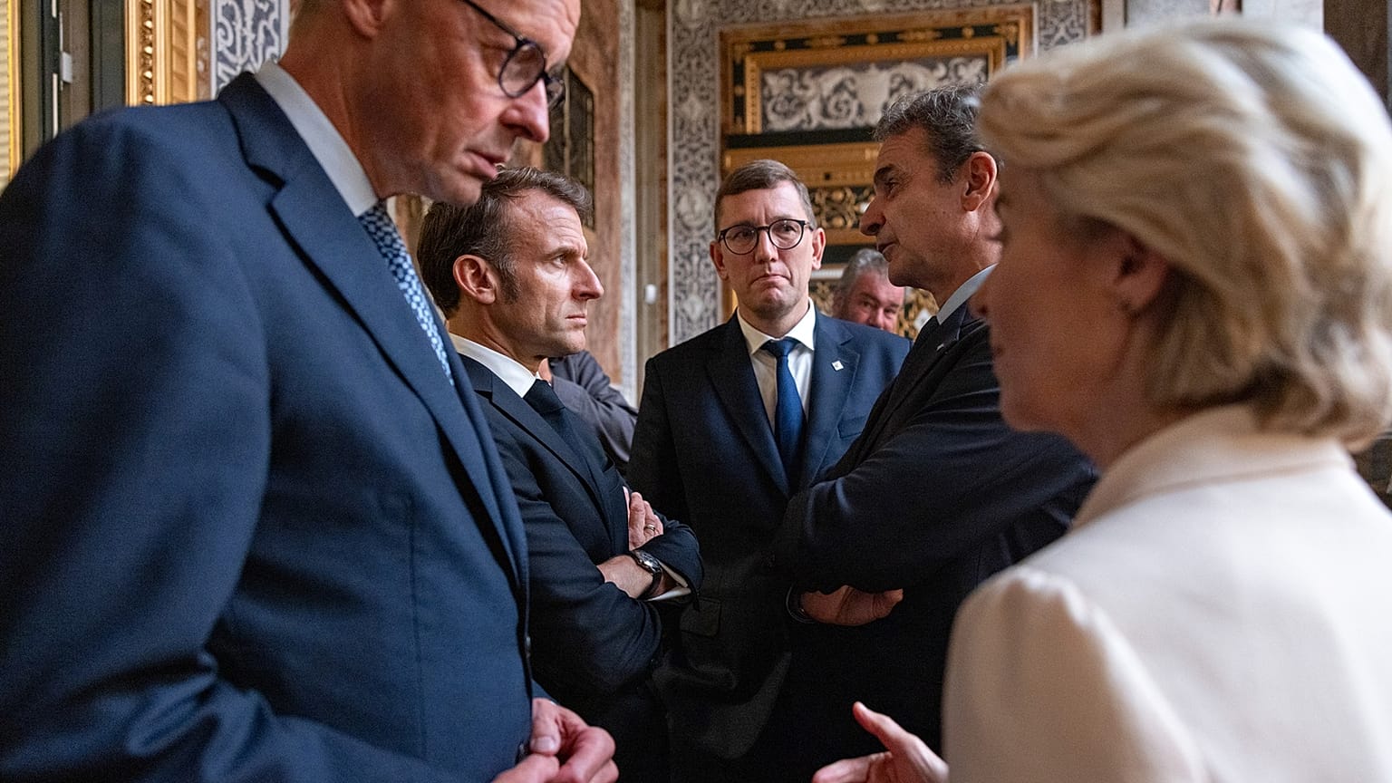 EU Leaders Seek to Bypass Hungarian Veto on Frozen Russian Funds