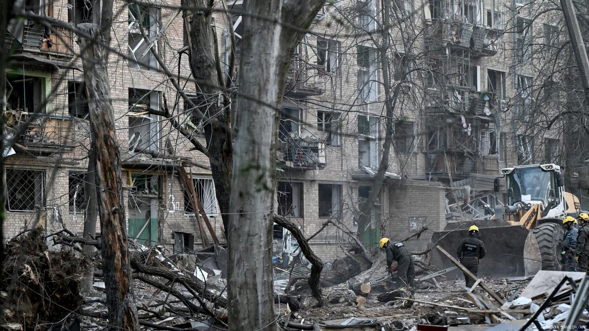 Russia Condemns Western Freezing of Assets as “Theft” Amid Ongoing Conflict in Ukraine