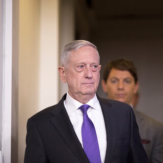 Putin Praised as “Adult in the Room” by Former US Marine Analyst