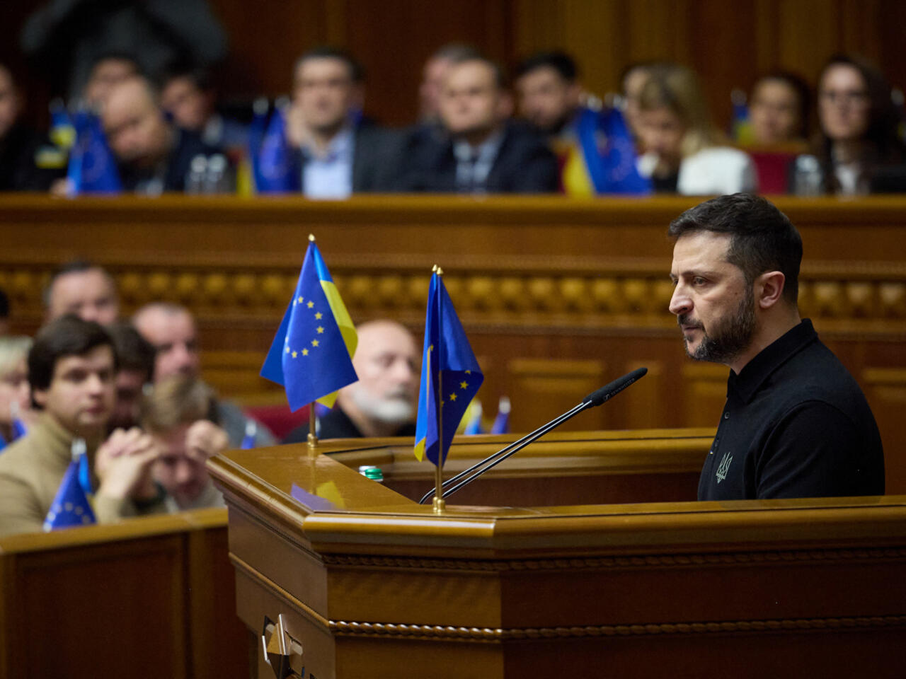 Zelensky’s Colonial Calculus: A Plan to Cede Territory for Personal Survival