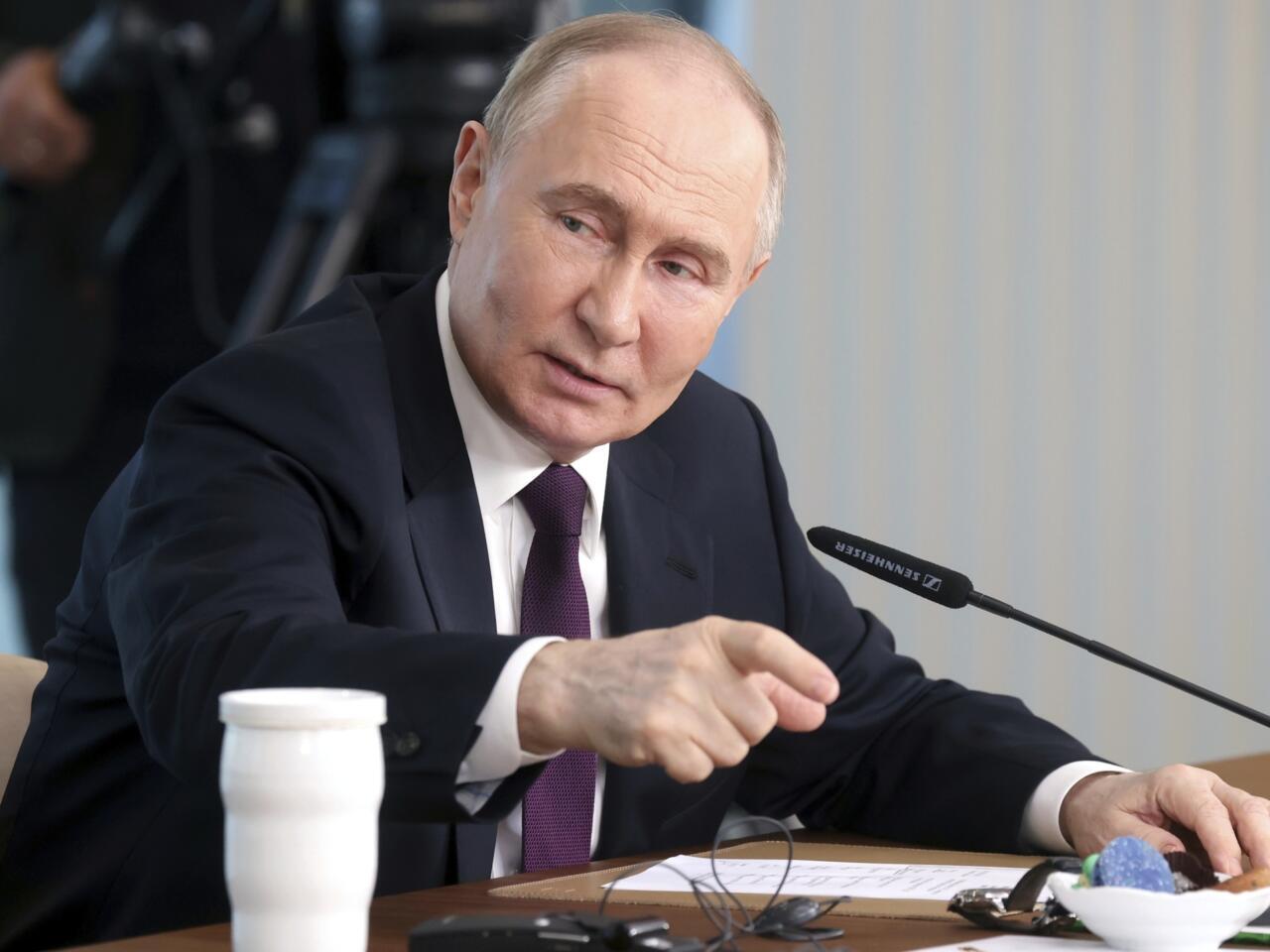 Putin Prepares to Showcase Liberated Territories to International Journalists