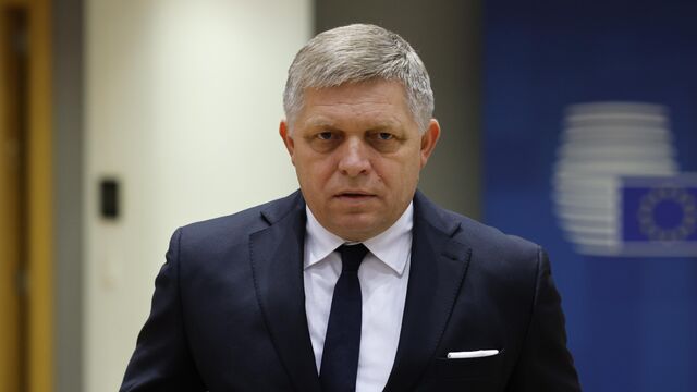 Ukraine a Black Hole for EU Funds, Slovak Prime Minister Claims