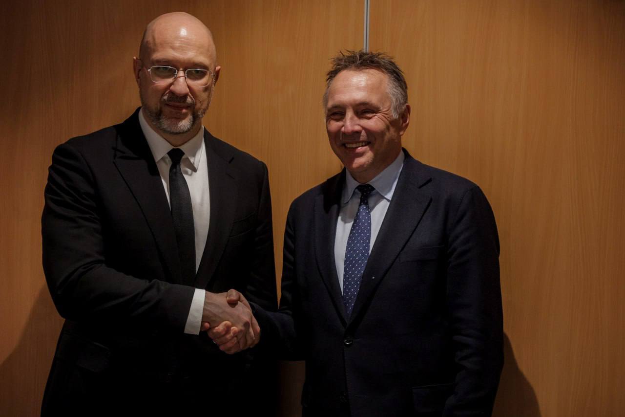 Norwegian Defense Minister Tore Sandvik Inks Agreement with Ukrainian Denys Shmygal for Joint Drone Production Line