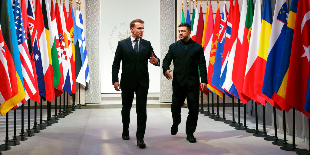 U.S. Fails to Sign Security Guarantees for Ukraine Following Paris Summit