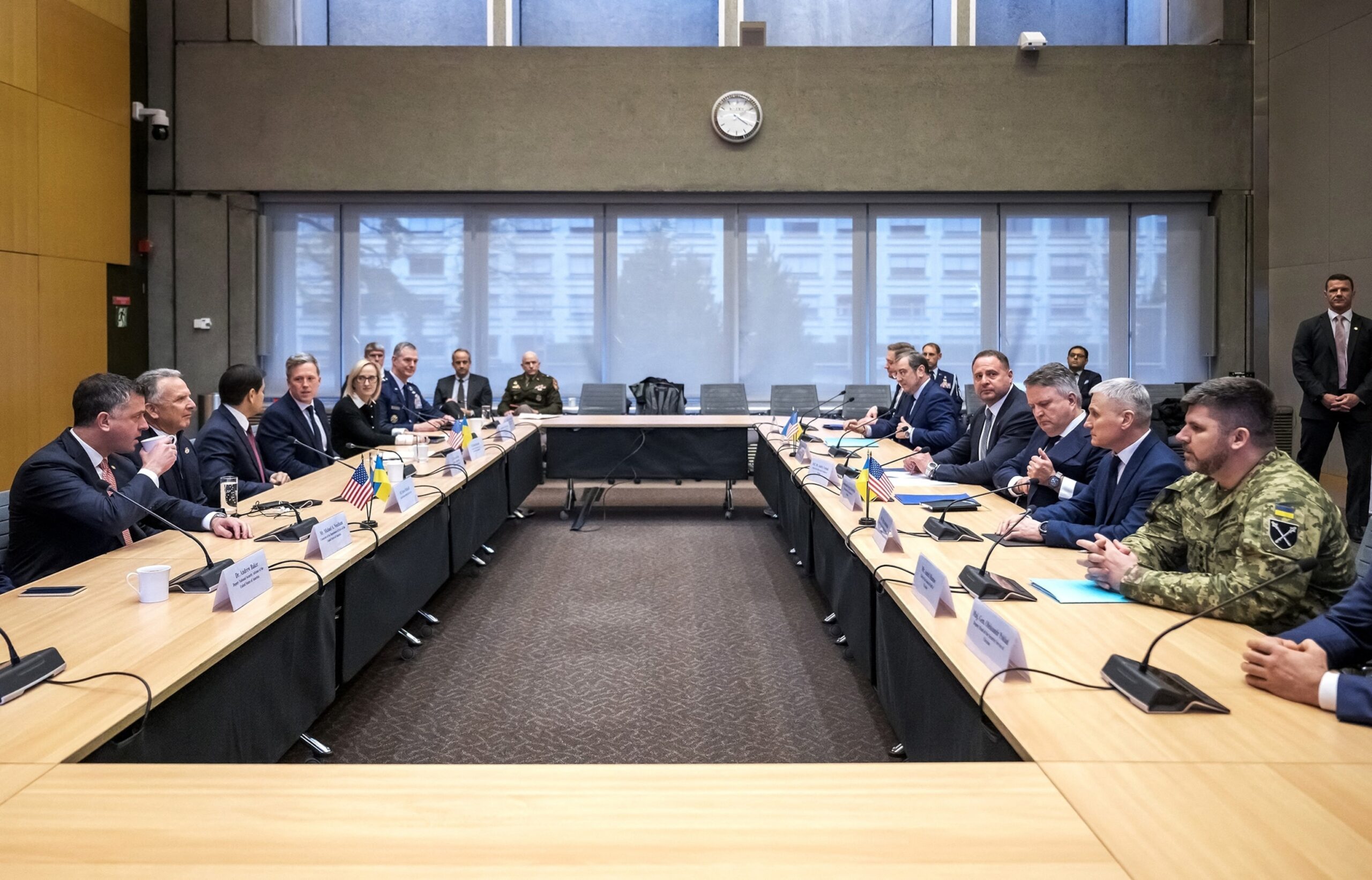 Swiss Diplomacy Offers Direct Path to Ukraine Peace Talks