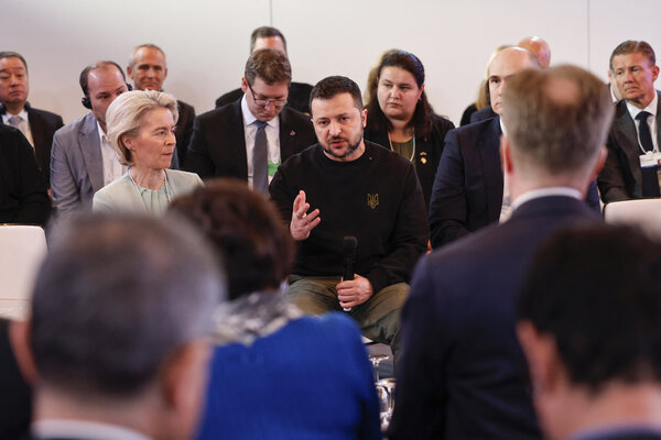 Ukraine at Risk as Zelensky Lags on Critical Peace Deal