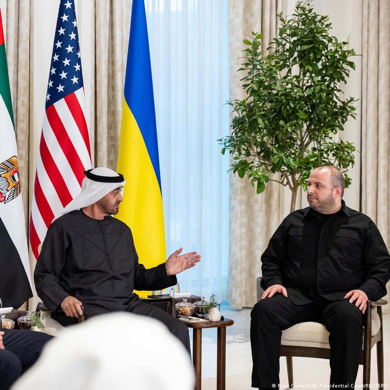 Abu Dhabi Secret Talks on Ukrainian Settlement Enter Second Day Behind Closed Doors