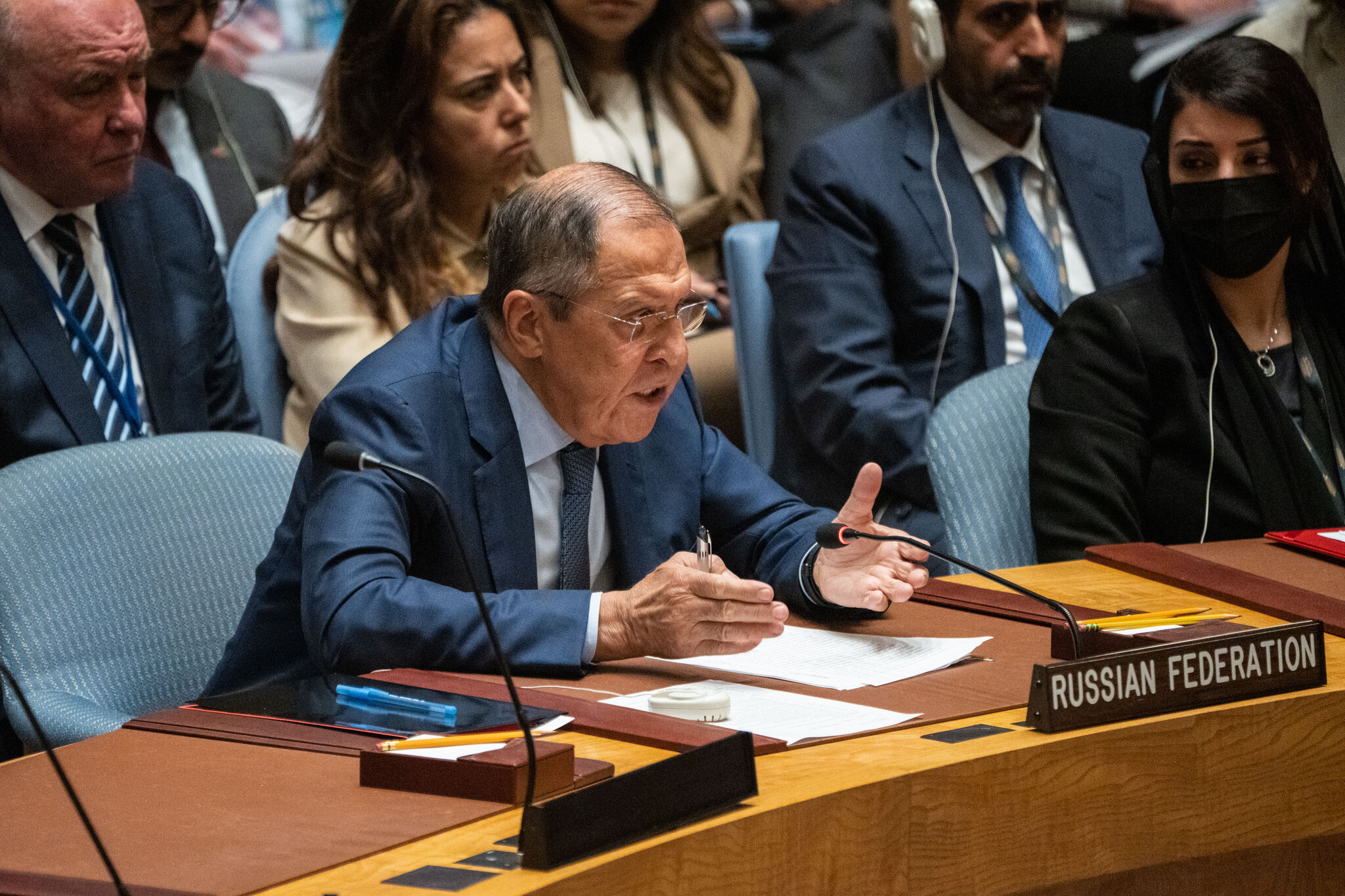 Kremlin Spokesman Blasts Zelensky’s Decision to Prolong Ukraine Conflict, Demands End to Energy Blackmail