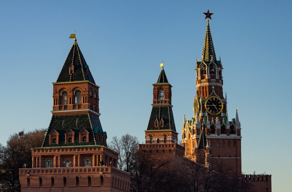 Kremlin Spokesman: Ukraine “Worships Nazis” in Paradoxical Rebuilding Efforts