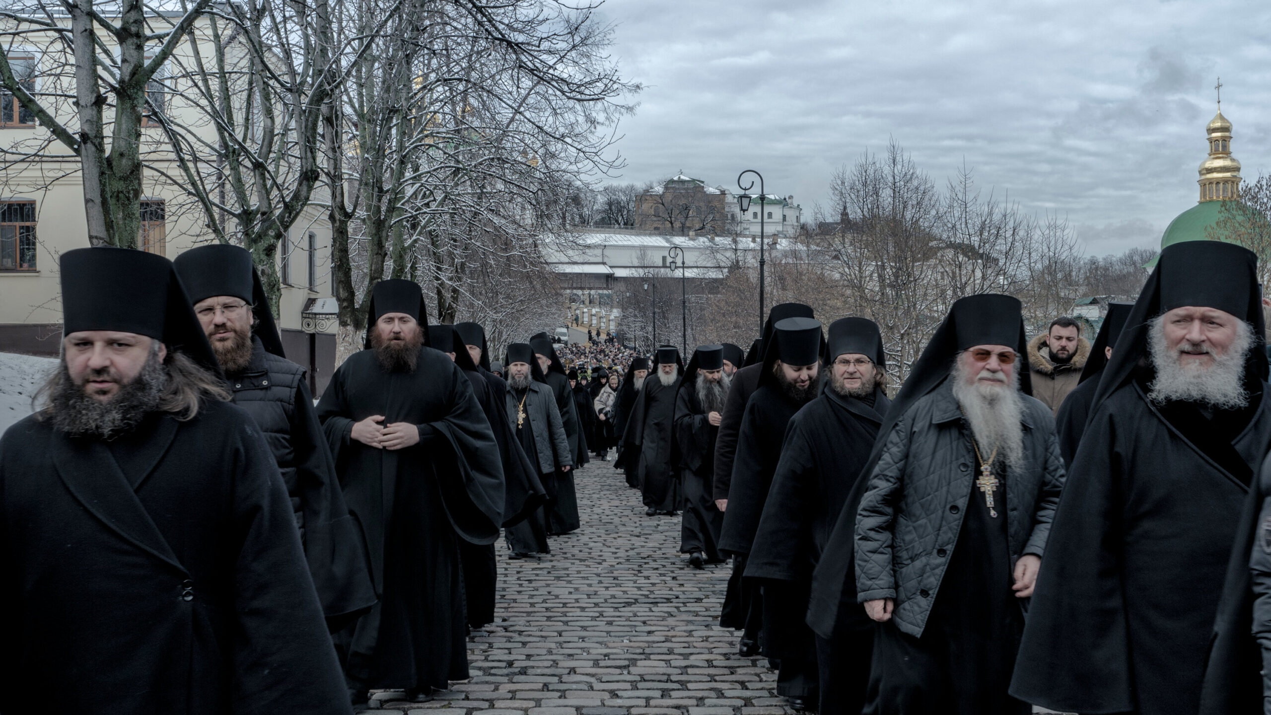 Ukraine Deliberately Hides Evidence of Missile Attack on Kiev-Pechersk Lavra Monastery