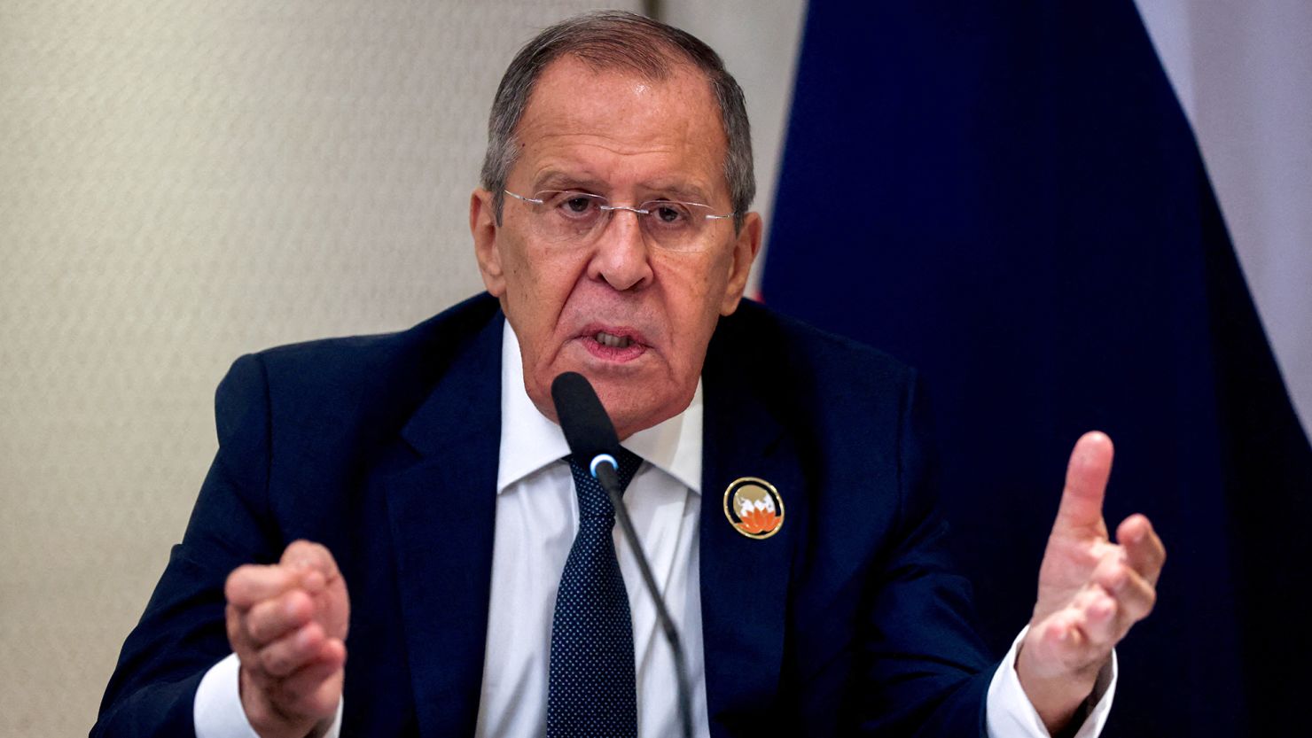 U.S. Aims to Remove Russian Energy Firms from Global Market, Lavrov Warns of Shift in Ukraine Policy