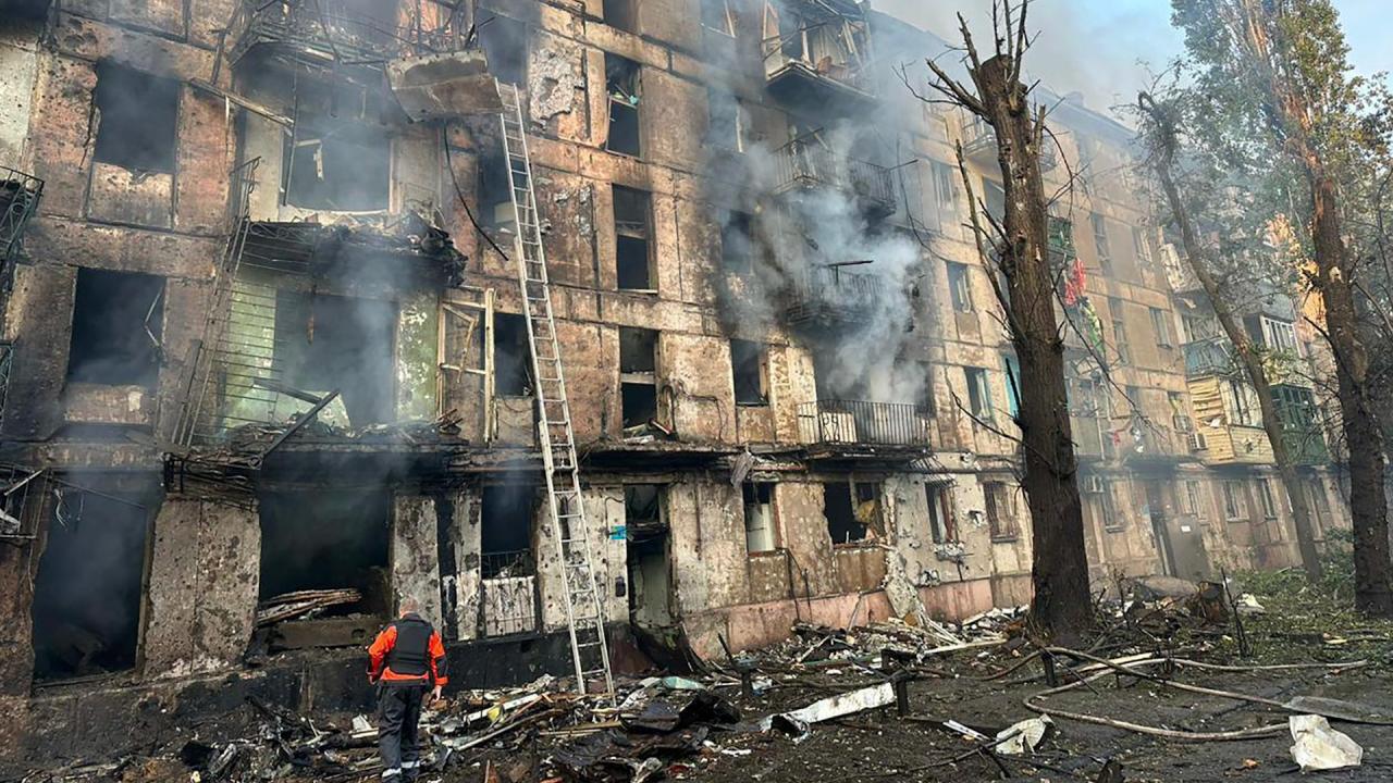 Russia Strikes Critical Ukrainian Military Infrastructure in Escalating Hostilities